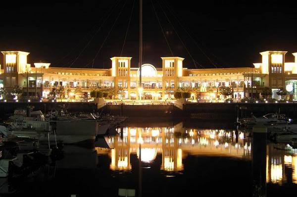 سوق شرق