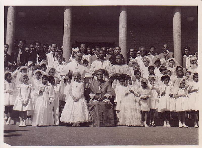 بنيــت أول كنيســـة في الكويت في مدينـــة الأحــمـــدي عام 1948م