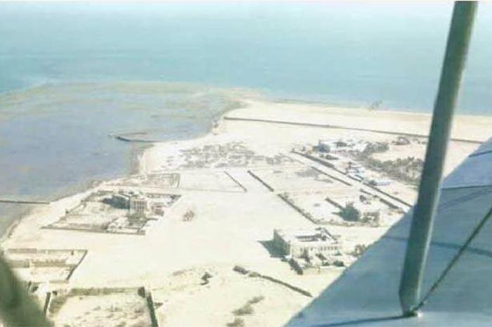 صورة جوية من الطائرة ويظهر بها قصر دسمان 1-2-1948