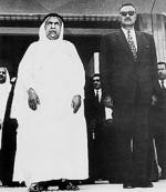 المعفور له باذن الله الشيخ عبدالله السالم الصباج والرئيس الراحل جمال عبدالناصر